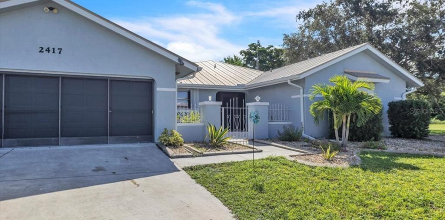 Immobilier commercial à Punta Gorda, Floride 6 chambres, 338.26 m2 № 2316618