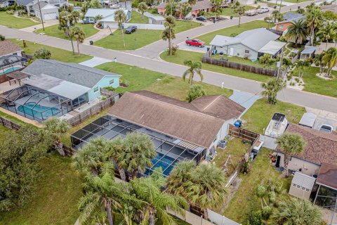 House in Apollo Beach, Florida 3 bedrooms, 133.13 sq.m. № 1919862 - photo 29