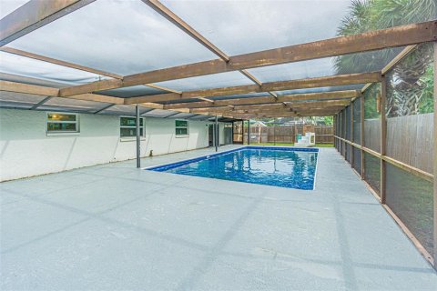 House in Apollo Beach, Florida 3 bedrooms, 133.13 sq.m. № 1919862 - photo 6
