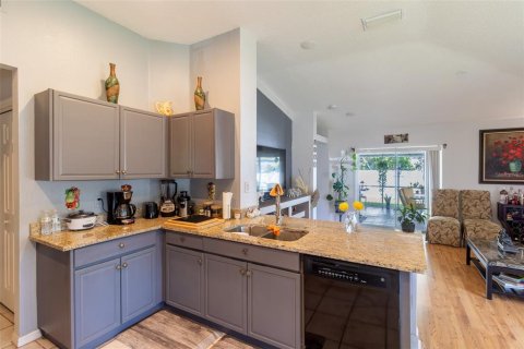 House in Wesley Chapel, Florida 3 bedrooms, 172.61 sq.m. № 1840502 - photo 26