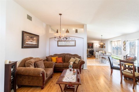 House in Wesley Chapel, Florida 3 bedrooms, 172.61 sq.m. № 1840502 - photo 15