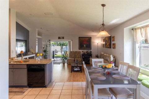 House in Wesley Chapel, Florida 3 bedrooms, 172.61 sq.m. № 1840502 - photo 21