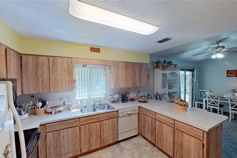 Duplex in New Smyrna Beach, Florida 2 bedrooms, 97.45 sq.m. № 1344755 - photo 9