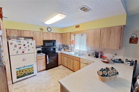 Duplex in New Smyrna Beach, Florida 2 bedrooms, 97.45 sq.m. № 1344755 - photo 7