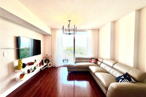 Copropriété à vendre à Hallandale Beach, Floride: 1 chambre, 85.01 m2 № 1940664 - photo 9