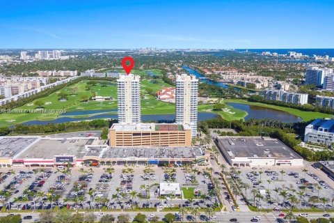 Copropriété à vendre à Hallandale Beach, Floride: 1 chambre, 85.01 m2 № 1940664 - photo 24