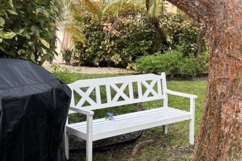 Condo in Fort Lauderdale, Florida, 2 bedrooms № 2183114 - photo 2