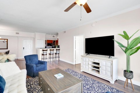 Copropriété à vendre à Lantana, Floride: 2 chambres, 117.52 m2 № 2087705 - photo 5
