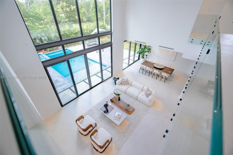 House in Pinecrest, Florida 6 bedrooms, 635.54 sq.m. № 1984615 - photo 16