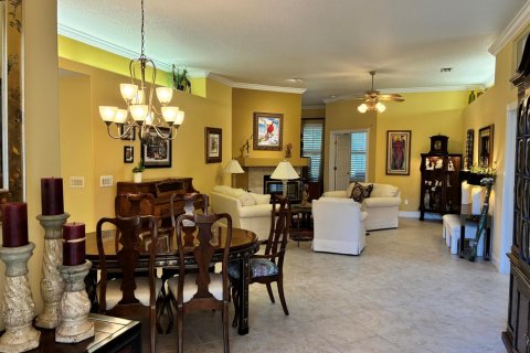 Villa ou maison à vendre à Port St. Lucie, Floride: 2 chambres, 187.11 m2 № 2261604 - photo 6