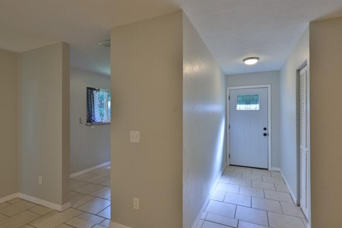 Casa en venta en Edgewater, Florida, 4 dormitorios, 99.59 m2 № 2378201 - foto 4