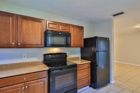 Casa en venta en Edgewater, Florida, 4 dormitorios, 99.59 m2 № 2378201 - foto 9