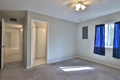 Casa en venta en Edgewater, Florida, 4 dormitorios, 99.59 m2 № 2378201 - foto 16