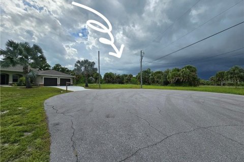 Land in Rotonda, Florida № 2162336