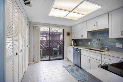 Condominio en alquiler en Safety Harbor, Florida, 2 dormitorios, 98.48 m2 № 2148313 - foto 9