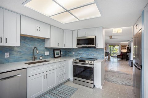 Condominio en alquiler en Safety Harbor, Florida, 2 dormitorios, 98.48 m2 № 2148313 - foto 8