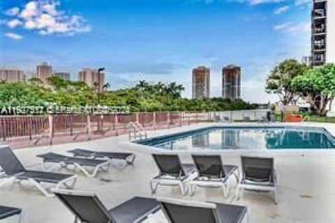 Снять в аренду кондоминиум в Авентура, Флорида 1 спальня, 68.84м2, № 1986280 - фото 27