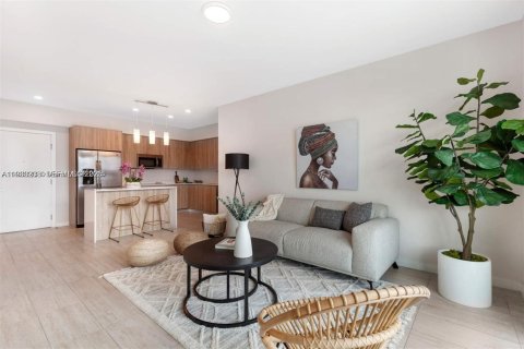 Condominio en venta en Miami, Florida, 1 dormitorio, 67.63 m2 № 2077031 - foto 7