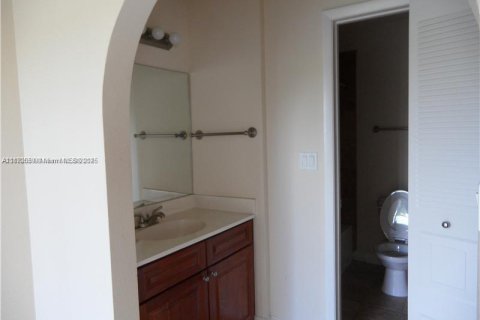 Copropriété à louer à Plantation, Floride: 2 chambres, 89.46 m2 № 1943977 - photo 5