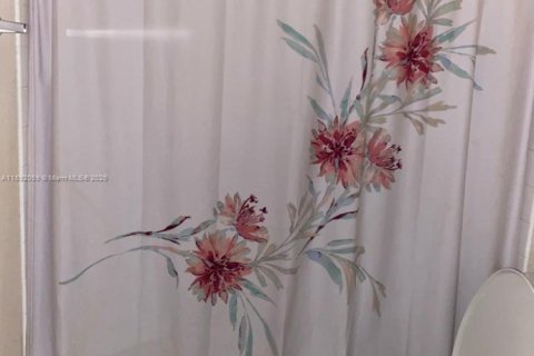 Copropriété à louer à Plantation, Floride: 2 chambres, 89.46 m2 № 1943977 - photo 6