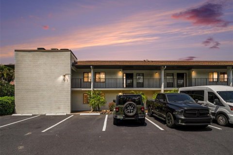 Condo à Sarasota, Floride, 2 chambres  № 2092980