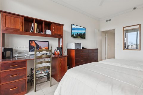 Condo in Key Biscayne, Florida, 2 bedrooms  № 1698498 - photo 17