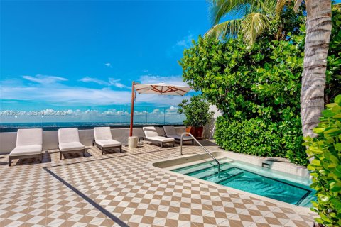Copropriété à louer à Miami, Floride: 1 chambre, 80.45 m2 № 2168099 - photo 4