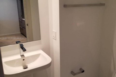 Copropriété à louer à Miami, Floride: 1 chambre, 80.45 m2 № 2168099 - photo 18