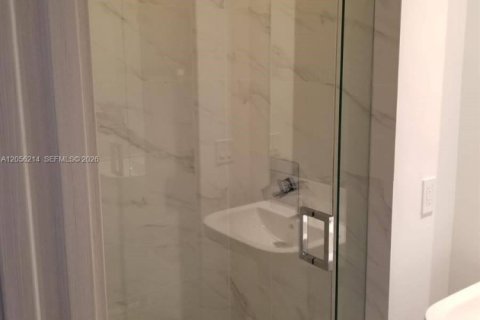 Copropriété à louer à Miami, Floride: 1 chambre, 80.45 m2 № 2168099 - photo 14
