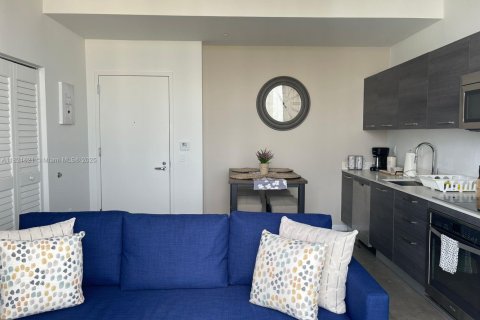 Condo in Miami, Florida, 1 bedroom  № 1781585 - photo 15