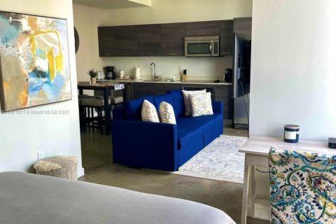 Condo in Miami, Florida, 1 bedroom  № 1781585 - photo 10