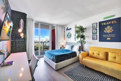 Condominio en venta en Hallandale Beach, Florida, 2 dormitorios, 95.5 m2 № 1953806 - foto 7