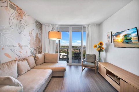 Condominio en venta en Hallandale Beach, Florida, 2 dormitorios, 95.5 m2 № 1953806 - foto 21