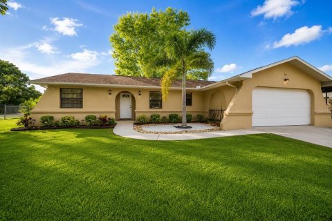 House in Holiday, Florida 3 bedrooms, 137.5 sq.m. № 2200060 - photo 23