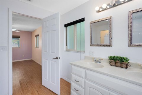 Casa en venta en Longwood, Florida, 3 dormitorios, 142.42 m2 № 1835507 - foto 14