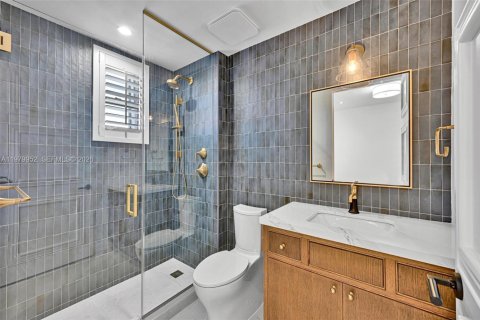 Condo in Coral Gables, Florida, 3 bedrooms  № 2053002 - photo 18