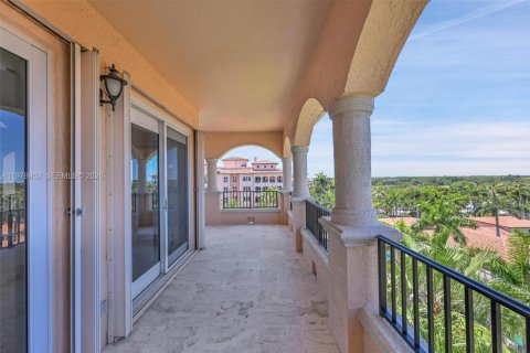 Condo in Coral Gables, Florida, 3 bedrooms  № 2053002 - photo 23