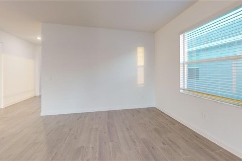 House in Englewood, Florida 4 bedrooms, 188.31 sq.m. № 1908466 - photo 20