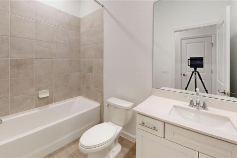 House in Englewood, Florida 4 bedrooms, 188.31 sq.m. № 1908466 - photo 5