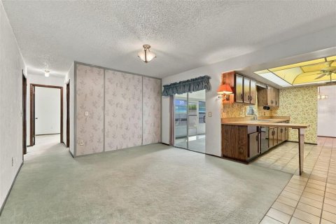 House in Orlando, Florida 3 bedrooms, 158.31 sq.m. № 2428645 - photo 15