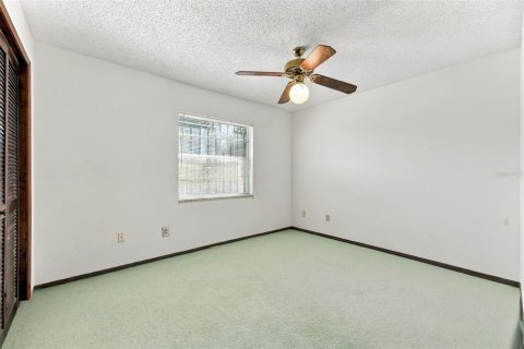 House in Orlando, Florida 3 bedrooms, 158.31 sq.m. № 2428645 - photo 23