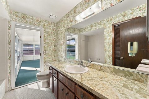 House in Orlando, Florida 3 bedrooms, 158.31 sq.m. № 2428645 - photo 18