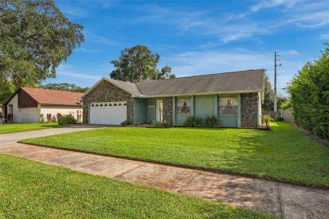 House in Orlando, Florida 3 bedrooms, 158.31 sq.m. № 2428645 - photo 3