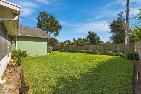 House in Orlando, Florida 3 bedrooms, 158.31 sq.m. № 2428645 - photo 30