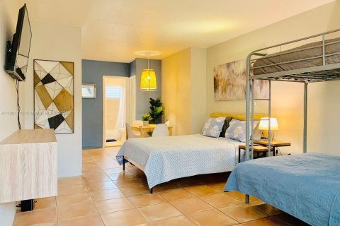 Condo in Miami Beach, Florida  № 1953239 - photo 2