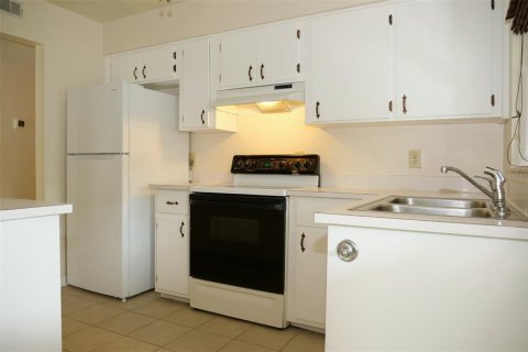 Casa en alquiler en Orlando, Florida, 3 dormitorios, 92.9 m2 № 1825109 - foto 5