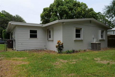 Casa en alquiler en Orlando, Florida, 3 dormitorios, 92.9 m2 № 1825109 - foto 12