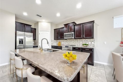 Casa en alquiler en Davenport, Florida, 5 dormitorios, 318.65 m2 № 1835065 - foto 9