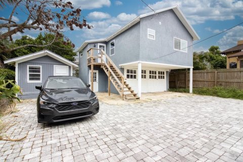 House in Daytona Beach, Florida 5 bedrooms, 216 sq.m. № 2388980 - photo 29