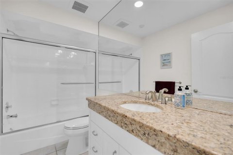 Condominio en venta en Sarasota, Florida, 3 dormitorios, 126.53 m2 № 2099938 - foto 12